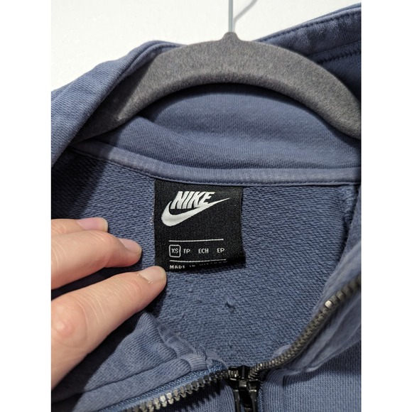 Nike Women's Blue Quarter Zip Pullover Sweatshirt - Picture 4 of 7